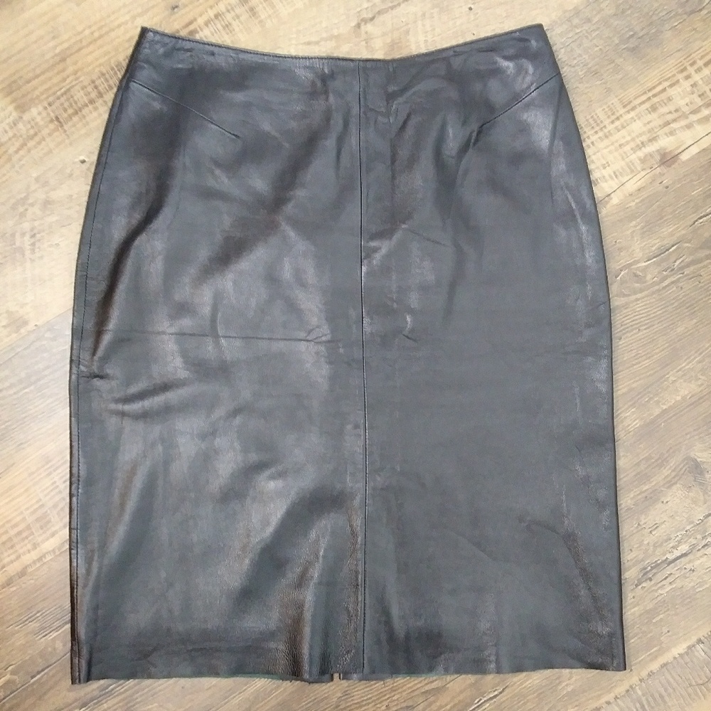 Wilsons Genuine Leather Black Skirt Women's Size 8